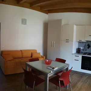 https://casa-vacanze-mareemare.sicilyhotelsitaly.net